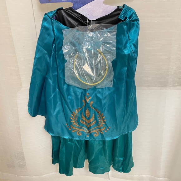 New size 4-6X Queen Anna Disney Frozen 2 Halloween costume with tiara crown - Picture 7 of 10